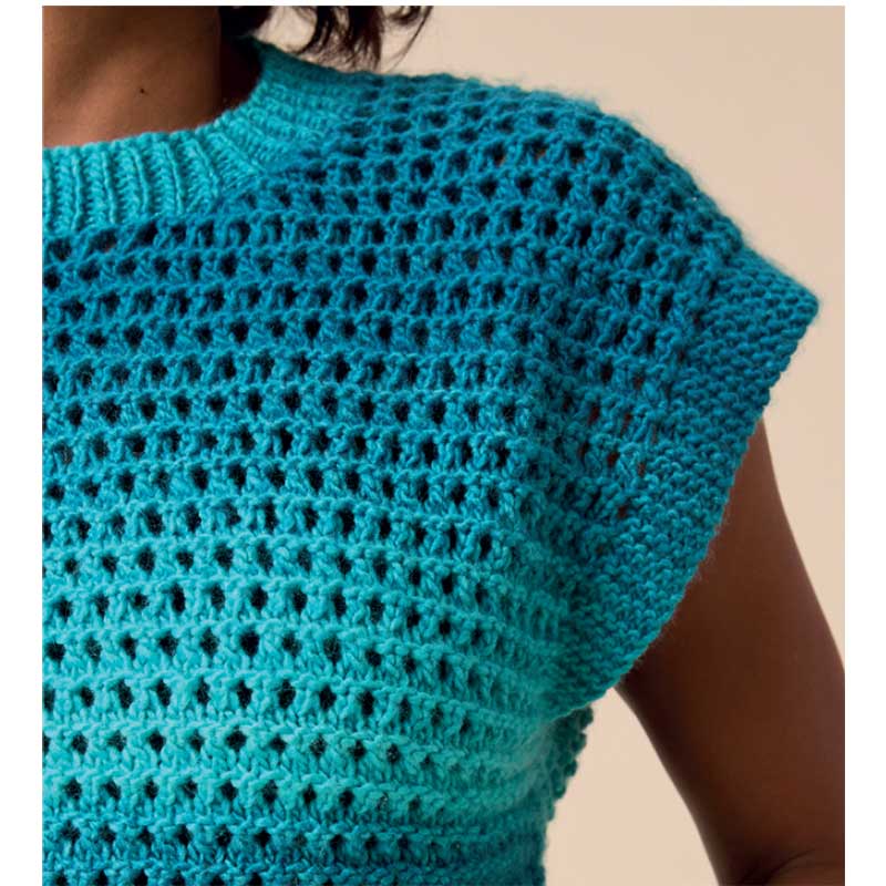 Shade-Shift Circular Tank in Sirdar Jewelspun Ombre Aran - 10922 - Image 4